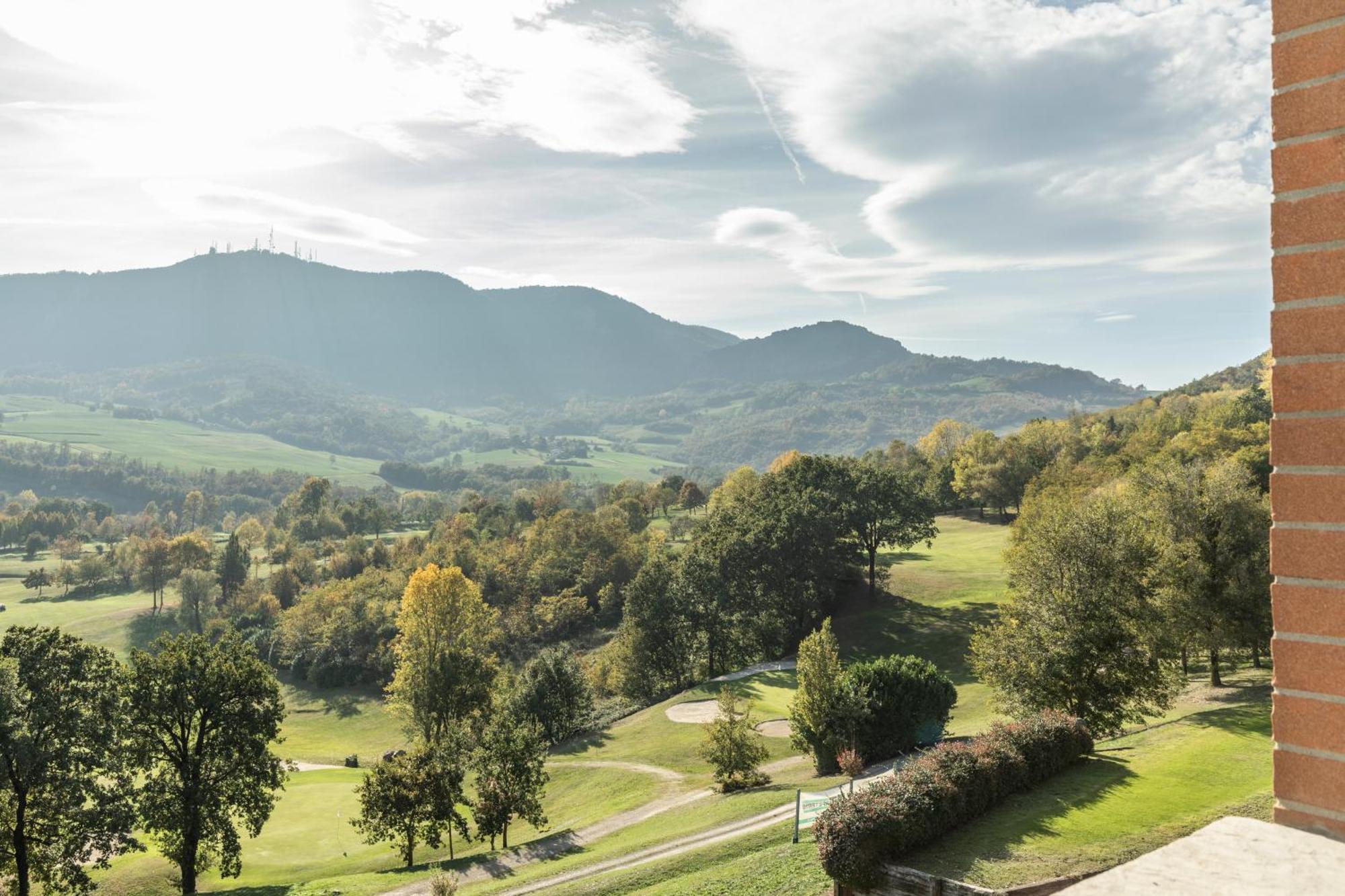 Salsomaggiore Golf Guest House Сальсомаджоре-Терме Экстерьер фото
